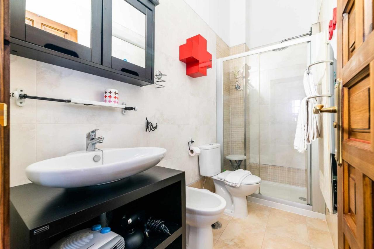 Comodo Y Moderno Apartamento Centro Granada Bagian luar foto